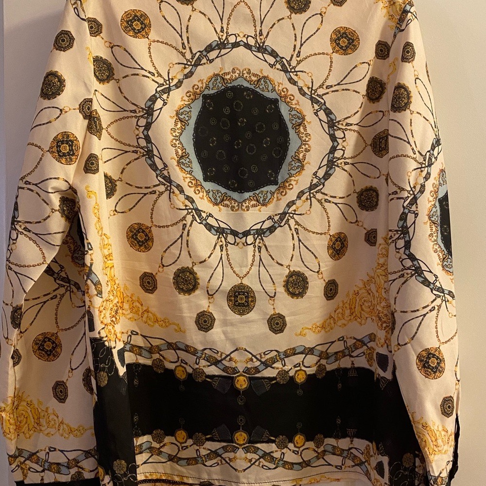 Blouse - Picture 3 of 5